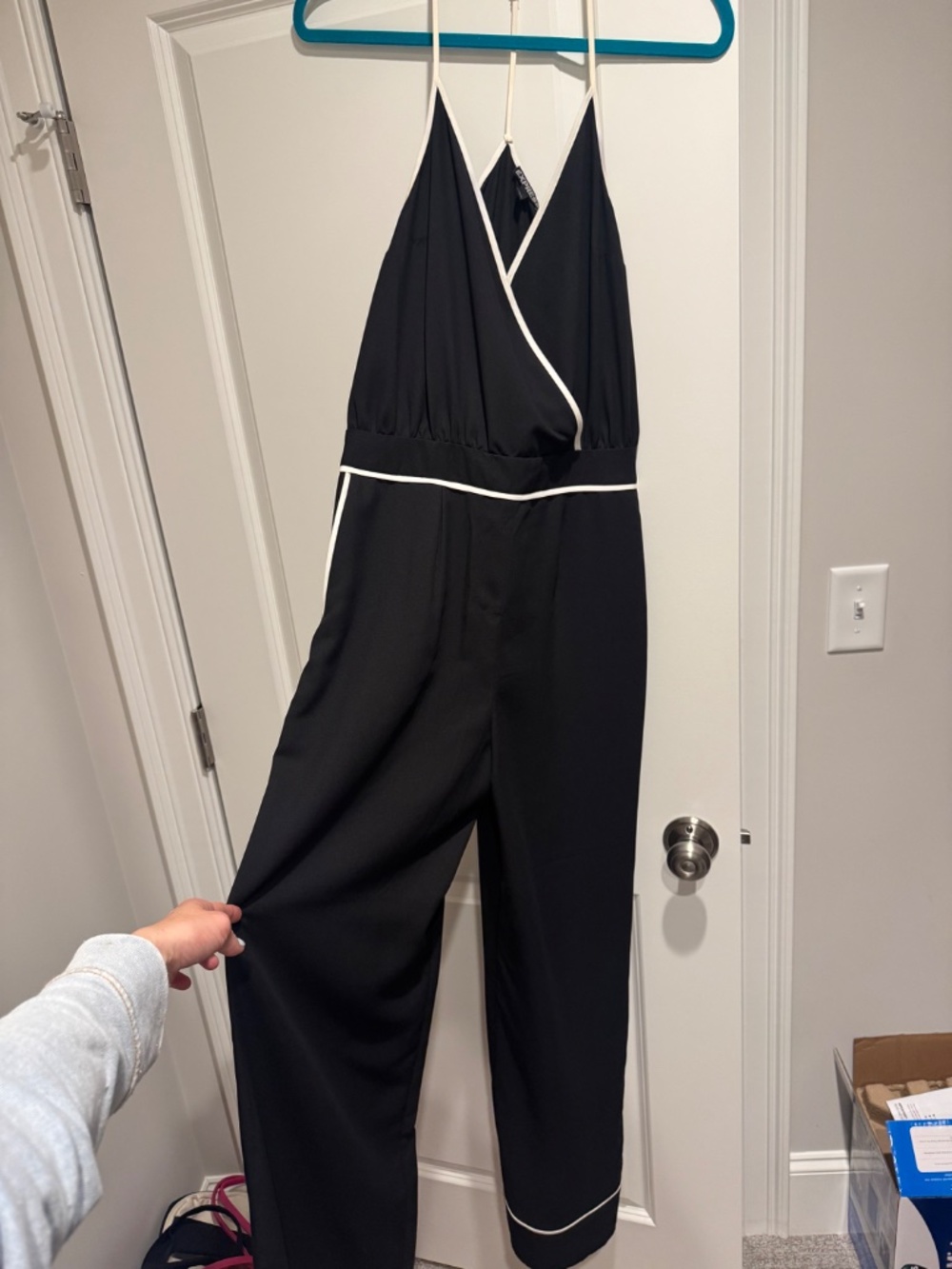 Express black jumpsuit - Picture 2 of 2